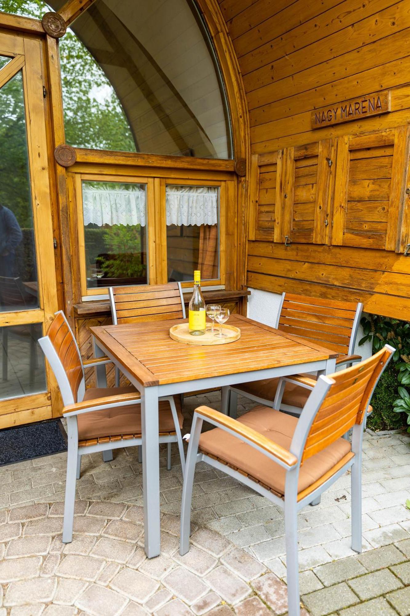 Gesztenye Nyaralopark Balatonudvari Luaran gambar