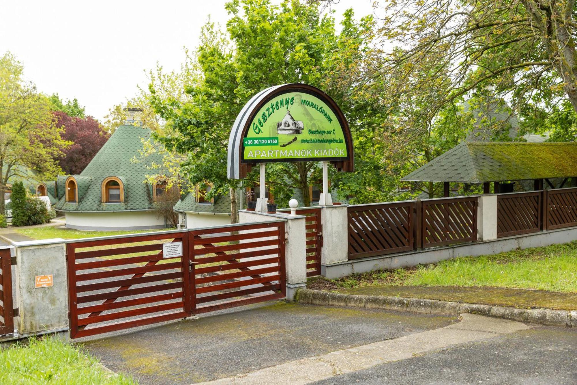 Gesztenye Nyaralopark Balatonudvari Luaran gambar